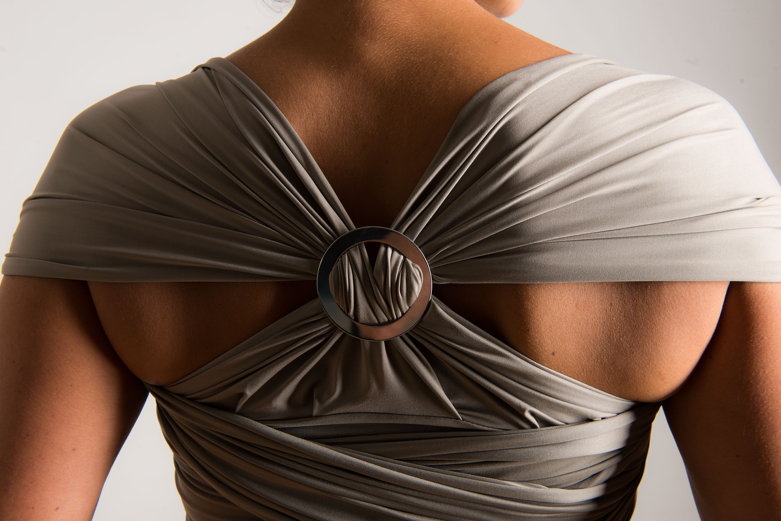 Modekollektion und Textildetail Fotos